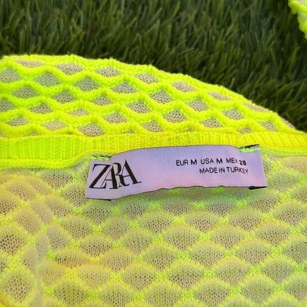 Zara Neon Lime Yellow Fishnet Mesh Open Weave Long Sleeve Top M